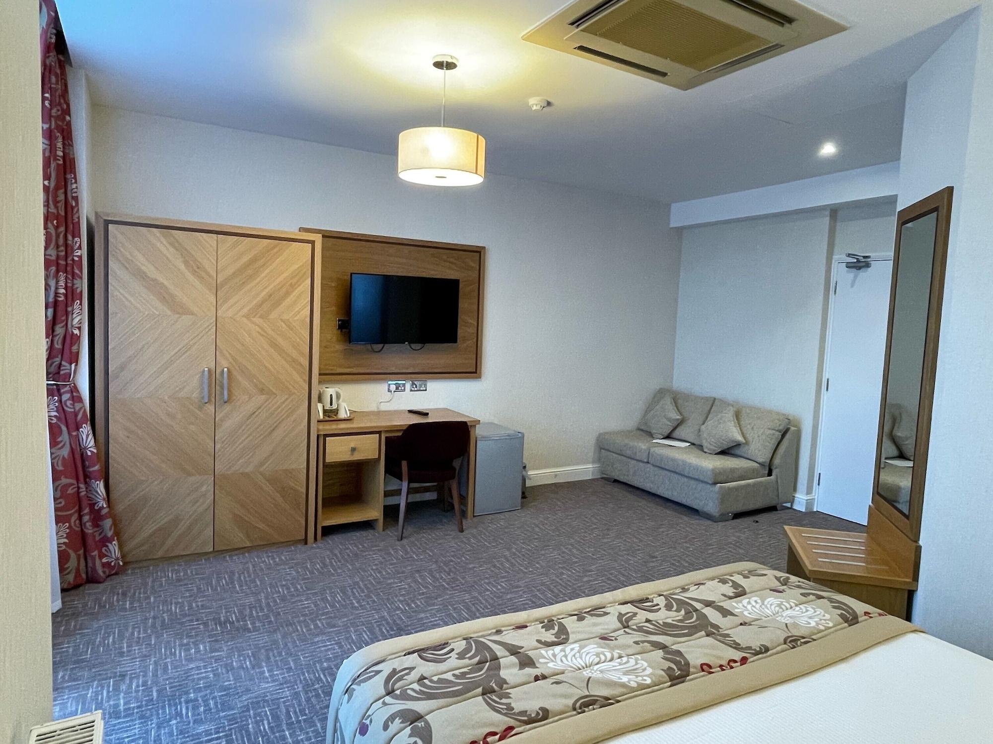Best Western Homestead Court Hotel Вэлвин Гарден Сити Экстерьер фото