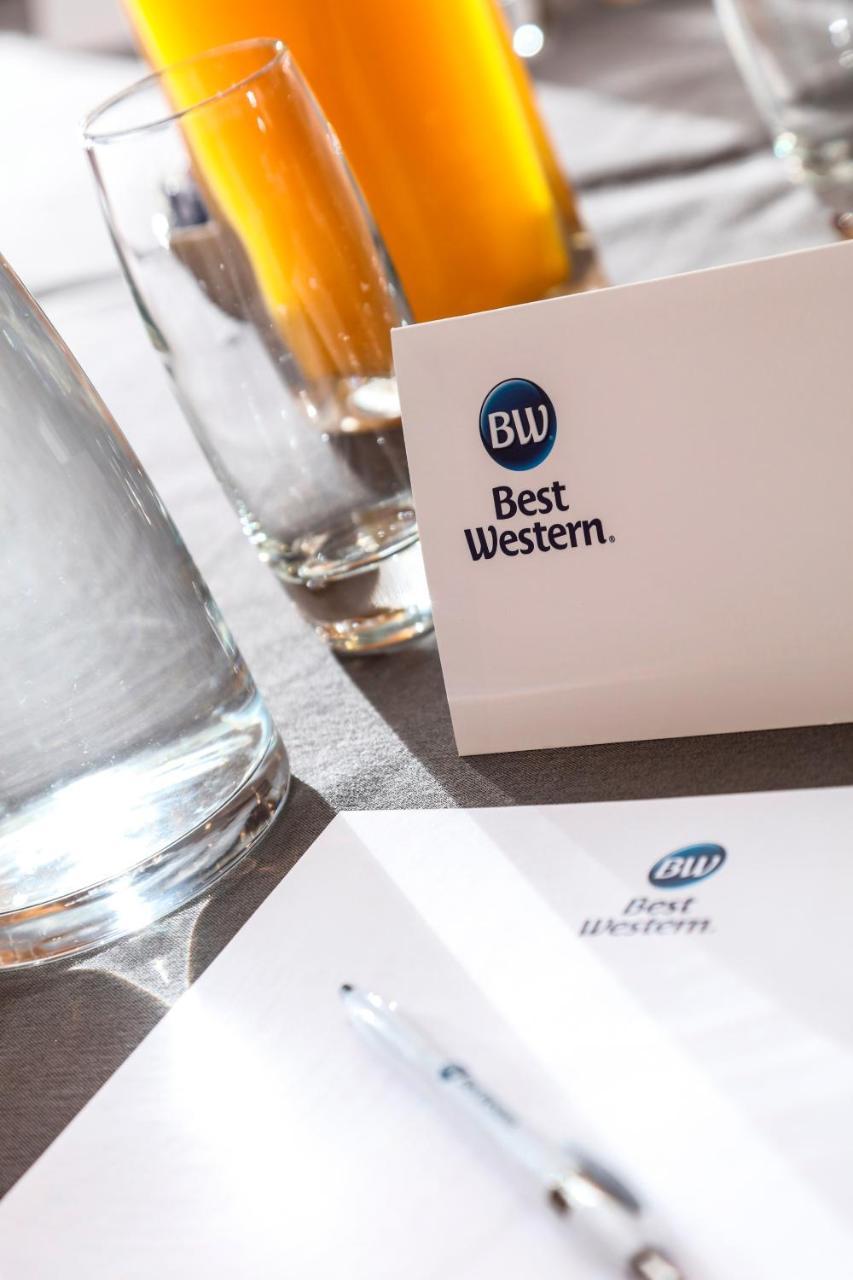 Best Western Homestead Court Hotel Вэлвин Гарден Сити Экстерьер фото